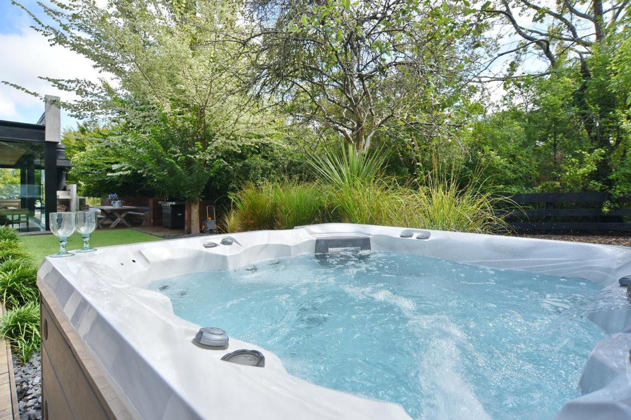 Bridle Path Retreat - Christchurch Holiday Homes מראה חיצוני תמונה